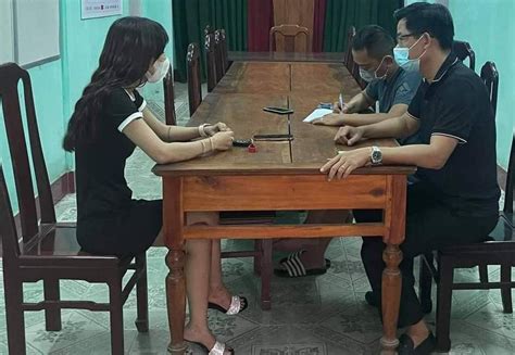 Khởi tố cô gái tung 54 clip sex lên mạng Pháp luật ZNEWS VN