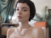 Auddicted Shows Her Pussy