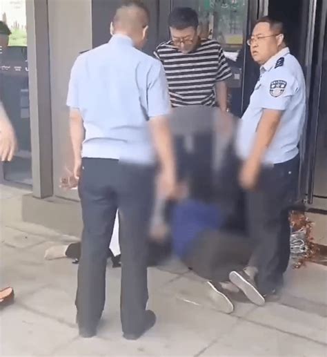 不甘受辱｜將業主限量版球鞋當垃圾扔了被索賠1萬 清潔工上吊身亡 星島日報