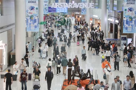 항공사 성수기 비성수기 경계 허물어진다항공사가 추천하는 공항 이용 꿀팁은 서울신문