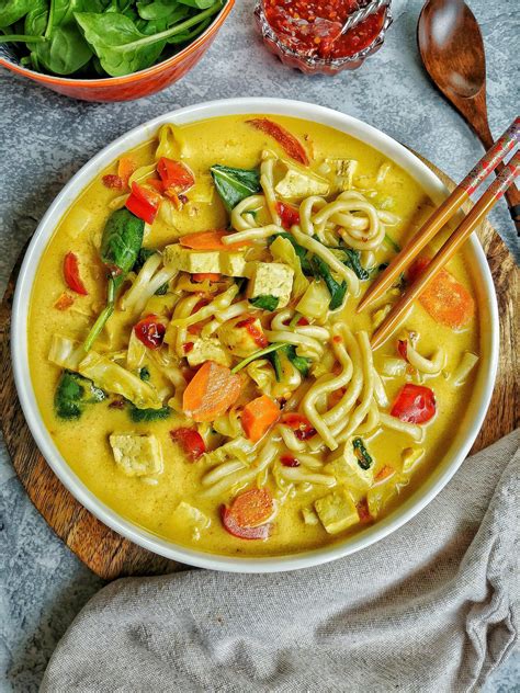 Thai Curry Noodle And Vegetable Soup Veg Noodles Recipe Vegan Noodles Curry Noodles Thai