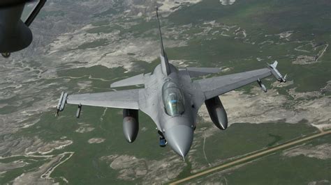 Нидерланды не вводили ограничений на использование Киевом F-16 - 29.08. ...