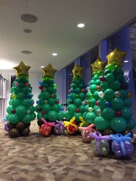 Balloon Christmas Tree | THAT Balloons