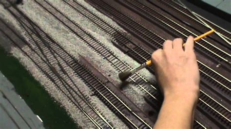 How to quickly ballast model train track – Artofit