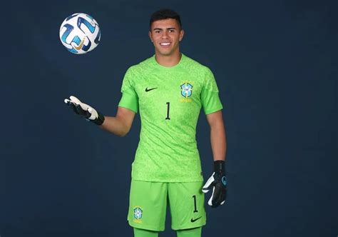 Quem é Mycael goleiro convocado para a Seleção Brasileira Lance