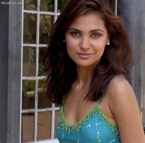 LaraDutta Fresh Hot Pictures Wallpapers Hot Lara Dutta Pictures Sexy Photos