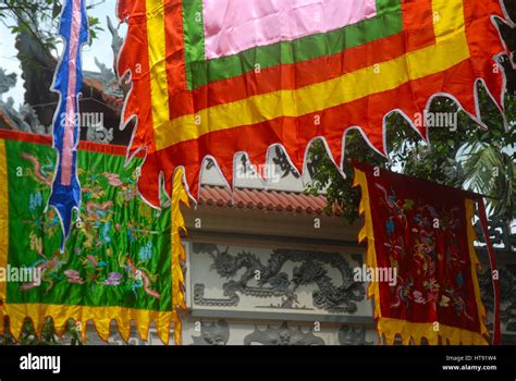 Vietnamese Banners Hi Res Stock Photography And Images Alamy