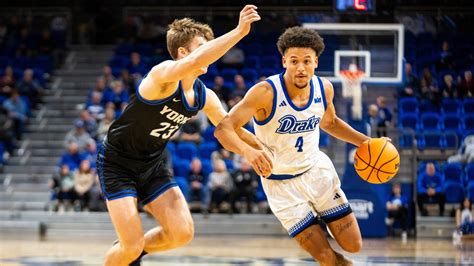 Isaiah Jackson leads Drake men's basketball to win vs. Green Bay
