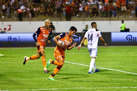 Video Los Goles Del César Vallejo 2 2 Cusco Fc Gol Y Asistencia De