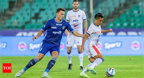 Indian Super League Ten Man Chennaiyin Fc Hold Bengaluru Football