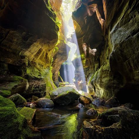 Canyon Beams Luke Tscharke Photography