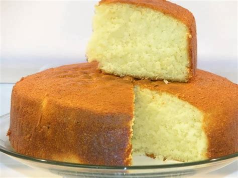 طرز تهیه کیک ساده اسفنجی با روشی آسان و پخت سریع