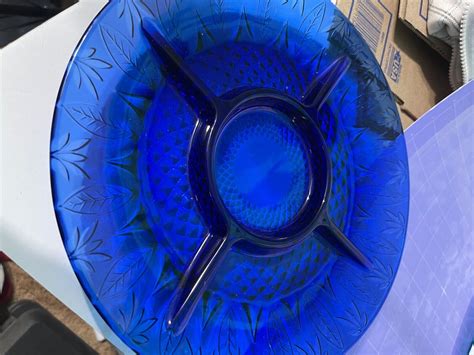 Avon Royal Sapphire Cobalt Blue Glass Divided Serving Plate Leaf