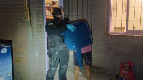 Dos Detenidos Tras El Secuestro De Armas Drogas Y Municiones El