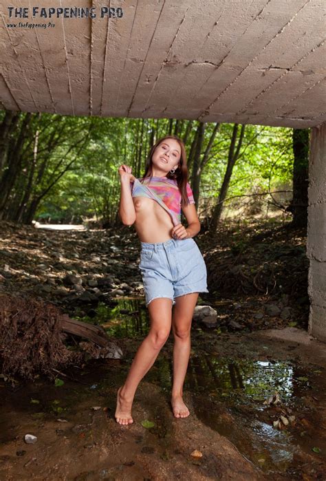 Skye Bloom TheFappening Nude In The Forest Photos The Fappening