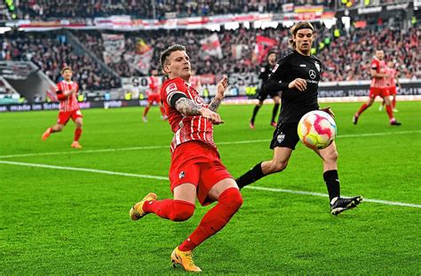 Fußball Bundesliga SC Freiburg dreht gegen den VfB Stuttgart das Spiel