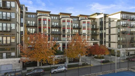 The Broadway Building - Capitol Hill Luxury Apartments