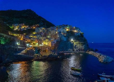 Best Viewing Spots at the Famous Manarola Overlook Viewpoint