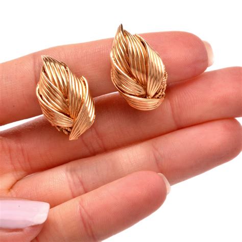 Choosing the right gold earrings for you. - Dover Jewelry Blog