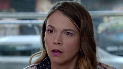 The Dramedy Hidden Gem Series You Can Binge On Hulu