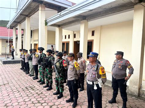 Sebanyak 100 Personel Gabungan Tni Polri Diterjunkan Dalam Pengamanan