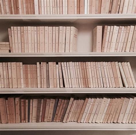 Привет ! | Beige wallpaper, Aesthetic wallpapers, Beige walls