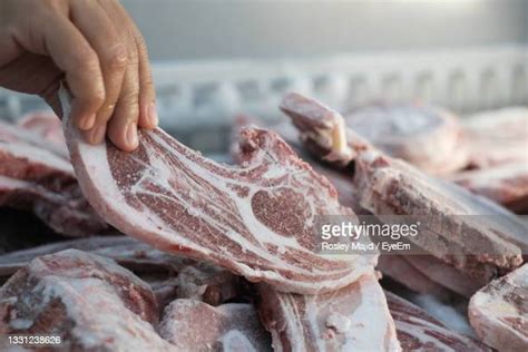 Greasy Hands Food Fotografías E Imágenes De Stock Getty Images