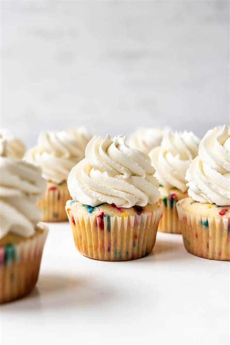 Swiss Meringue Buttercream Frosting With Troubleshooting Tips