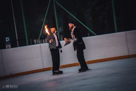 Sylwester Na Lodzie W Gorlicach 2022 Teatr Jednej Miny Fireshow