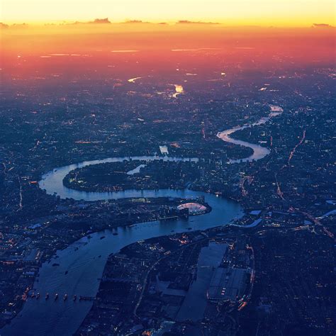 2048x2048 London River Thames Aerial View Ipad Air ,HD 4k Wallpapers