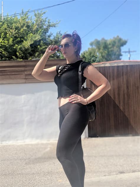 Mel Capperino Garcia Riotswimbananas SwimBananas Swimbananas Nude OnlyFans Leaks