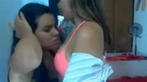 Latin Lesbians Kissing Porn Videos