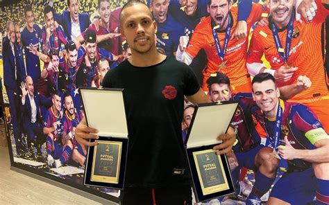 Ferrao Recibe El Premio Al Mejor Jugador Del Mundo