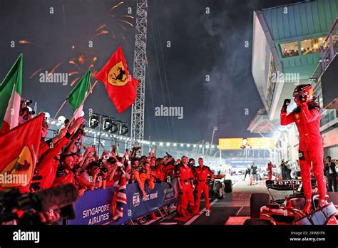 Singapore Singapore 17th Sep 2023 Race Winner Carlos Sainz Jr Esp