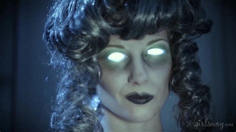 Elle Alexandra And Hayden Hawkens Too Hot For Summer PornMedium