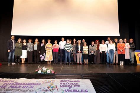 Argamasilla De Alba Rinde Homenaje A Tres Mujeres Y Una Familia Por Su