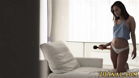 Hottie Toys Her Pussy During Anal