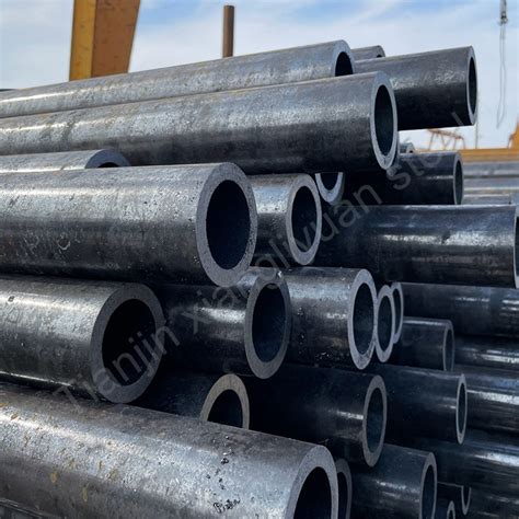 Petroleum Oil Cracking Tubes Seamless Welded Steel Pipe Tube