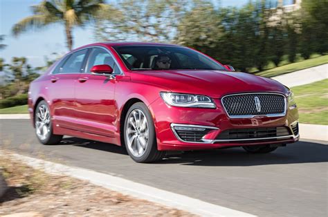 2017 Lincoln MKZ 3 0T AWD First Test The Smooth Sleeper MotorTrend