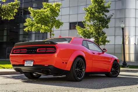 2018 Dodge Challenger SRT Hellcat Widebody first drive review: big ...