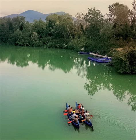 Escursioni In Canoa Sul Fiume Ombrone Turismo In Maremma