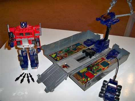 Logic Is Hard: Vintage Optimus Prime | Jeff McClung