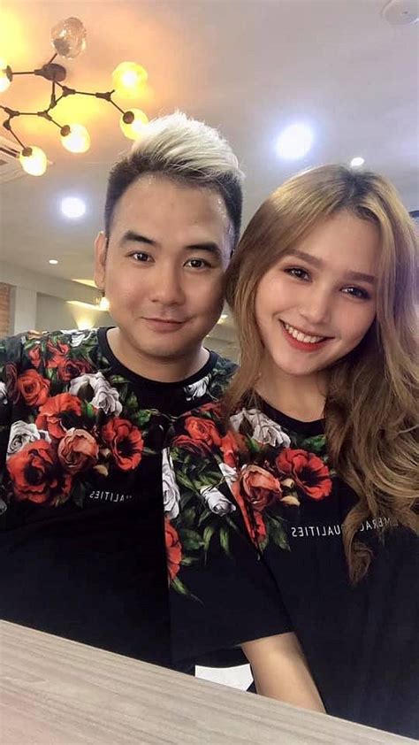 S M Soi B N G I Xinh Nh T Y Lai C A Hot Streamer Xemesis