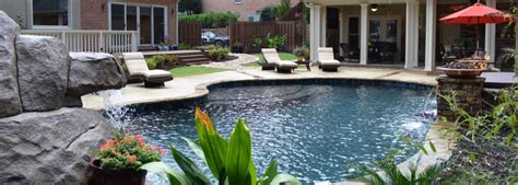 6 Gunite Pool Colors For New Pools & Renovations - Yard Help