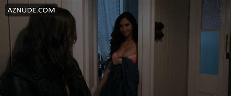 RED BILLABONG NUDE SCENES AZNude