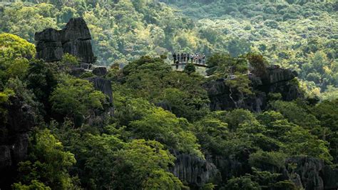 Philippine S Masungi Geopark Project Wins Award Battles Threats