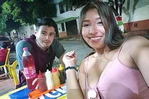 Vídeo robado de una joven pareja latina follando