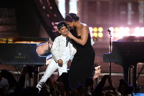 Alicia Keys With Her Sons at 2019 iHeartRadio Music Awards | POPSUGAR ...