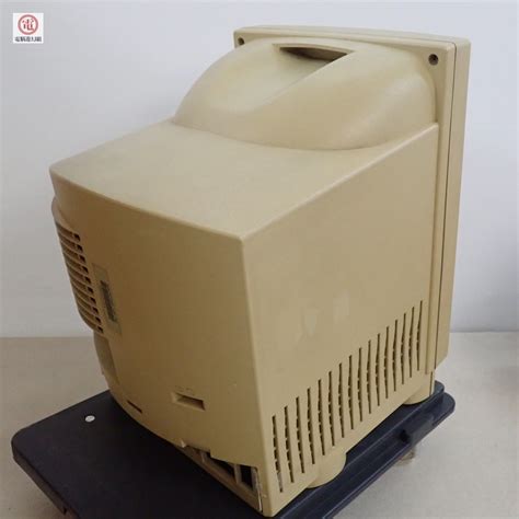 Yahooオークション Apple Macintosh Color Classic （m1600）本体