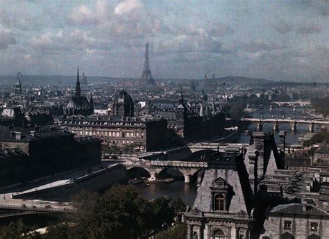 Paris in the 1920s – Positive CTRL